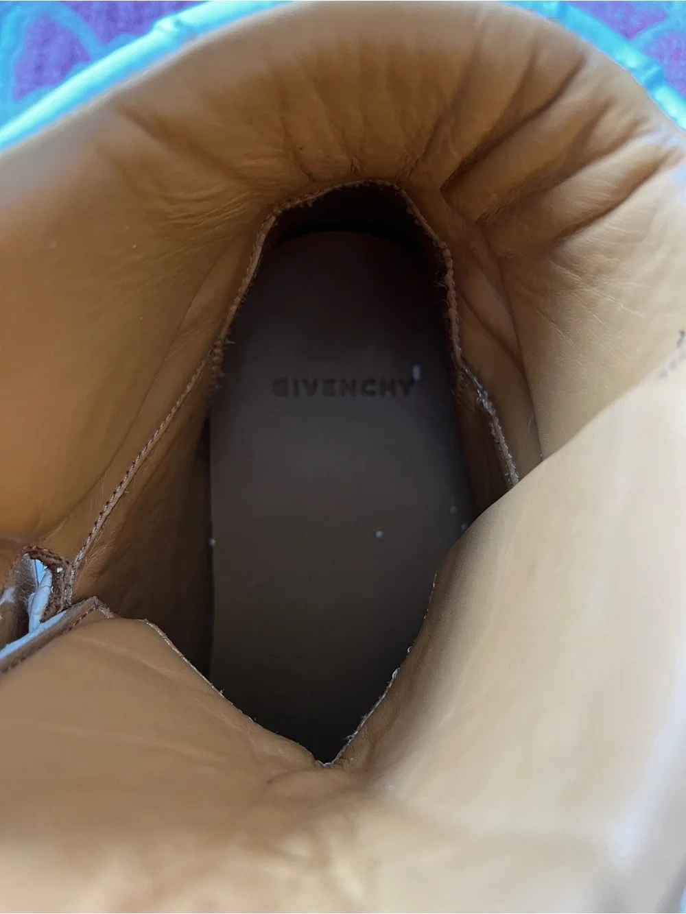GIVENCHY TYSON High Top Sneakers (FLAWS)